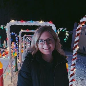 Meet your Posher, Madeline